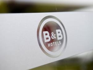 Hotels B&B HOTEL Dunkerque Centre Gare : photos des chambres