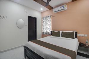 Collection O SIRI GRAND INN