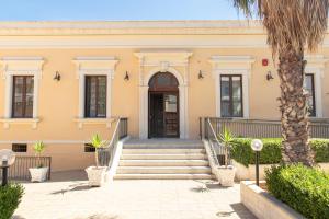 Syraka Hotel LR Collection