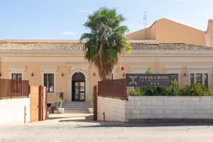 Syraka Hotel LR Collection