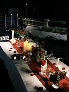 The Roar Bar - Elyhaven Venice 89 Fireworks & Sea View