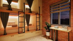 Mi Amor Luxury Hostel located in South Island Center