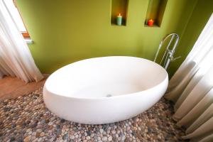 Sacro e Profano Albania