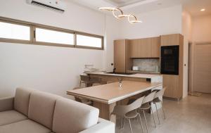 Вилла в поселке БанБуа