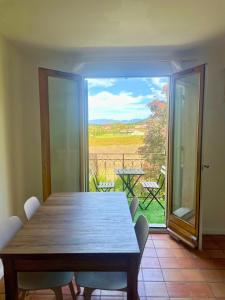 Duplex provençal avec vue sur les vignes