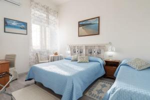 Cagliari Central Rooms With Port View img1