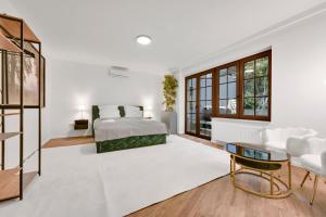 Stilvolle Apartments mit Kamin - Schlossblick und großer Terrasse 2-4 Zimmer 50-140qm - nahe A1 und Schloss Burg - Köln