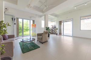 Urbanview Hotel Syariah at Rihlah Homestay Batam