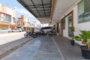 Urbanview Hotel Syariah at Rihlah Homestay Batam