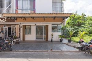 Urbanview Hotel Syariah at Rihlah Homestay Batam