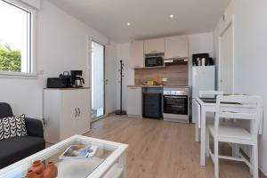 Tribord Bâbord Draps Parking Wifi