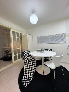 Hi Seoul Sinnonhyeon