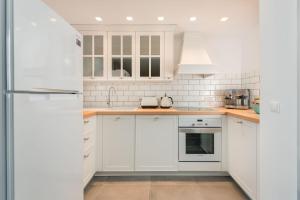 Lindos 4 me Apartment