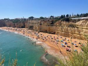 Zarla Home - 2-bedroom apartment - 500 meters from the beach