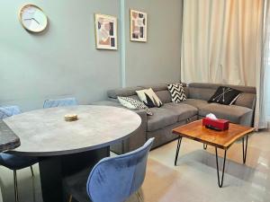 Royal Residence - Dream tower Marina