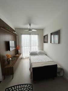 Apartamento mobiliado, com piscina e estacionamento na Barra da Tijuca