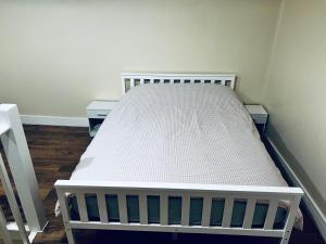 The Central Hub Luton B