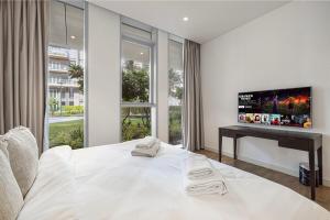 Luxury 2 Bedroom Apartment with Maids Room and Large Terrace