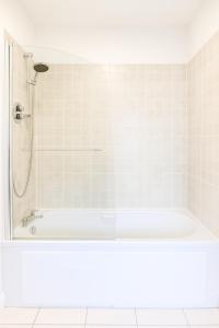 2 Bedroom Apt St Patricks Court Dublin 8