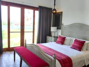 Tropikal villa 2 bedrooms in seminyak Bali