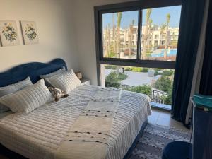 Luxury 4BRs Penthouse Villa, Marassi