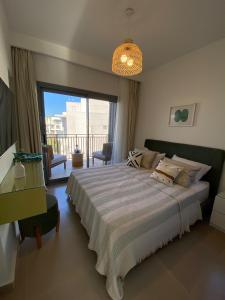 Luxury 4BRs Penthouse Villa, Marassi