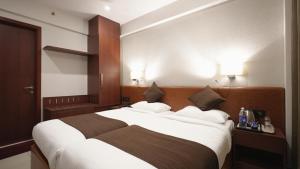 AS Suites