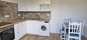 Central Puerto de la Cruz Getaway - Walk to Everything