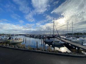 CPH Airport Room - 1 min to train, 15 min to City Center