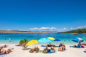 Seaside Villa by JR City Apartments