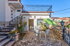 Seaside Villa by JR City Apartments