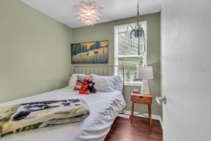 5 min to DT-Multicade Arcade-Scenic-Nature Trails