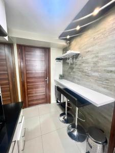 Horizons 101 Condominium