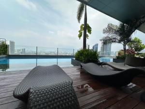 Tahanan Studio at Salcedo Skysuites