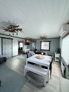 Aurora sauna hideaway lodge