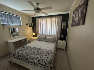 Secure cottage with Wifi and PLEX OR Tambo Airport