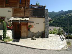 Chalet Pepette, Logement Calme et Élégant