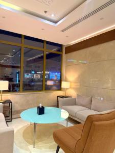 اسفار بلازا للشقق المخدومة