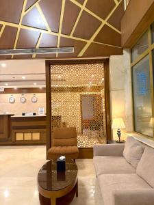 اسفار بلازا للشقق المخدومة