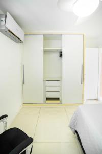 Apê em Copa com Varanda e Churrasqueira