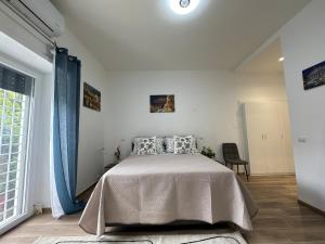Jacuzzi-Garden Double EnSuite WiFi AC Near Metro