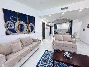 Casa Blanca Golf Villas