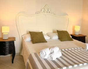 LA MAISON DU PORT - Superior Apartment, bright, glam, and refined with a wonderful sea view in Anzio city center
