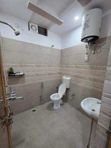 Shivalay - By Safarnama Stays - Near Kashi Vishwanath