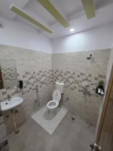 Shivalay - By Safarnama Stays - Near Kashi Vishwanath