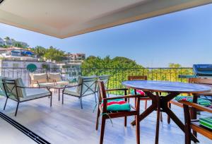 Casa Curacao - Oceanview Condo in Conchas Chinas