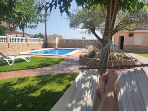 Villa Loli, Chalet con piscina, cerca de la playa y la ciudad