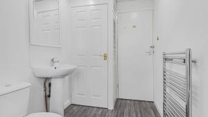 Spacious 5 Bedroom House