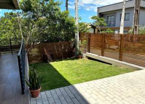 CASA CEDRO - Praia do Rosa