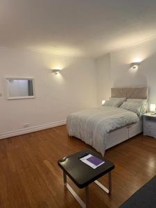 A minute walk from Tooting Bec station